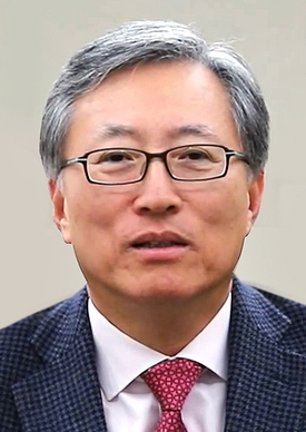 최중경<br>
전 지식경제부장관