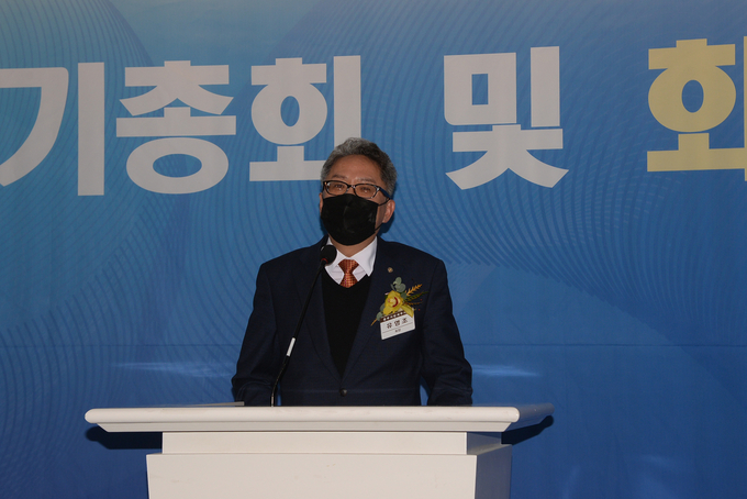유영조 중부지방세무사회장은 곽장미 회장이 '세 가지 신기록을 세웠다'고 평했다.