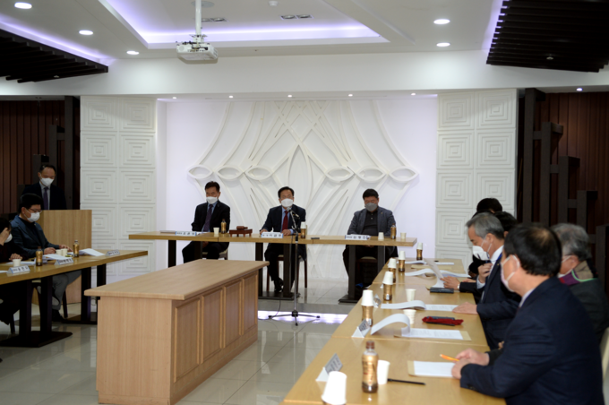 인천세무사회는 송년회에 앞서 오전 11시 확대임원회를 진행했다.