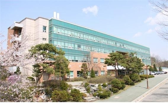 웅지세무대학교 캠퍼스 전경.<사진=웅지세무대>