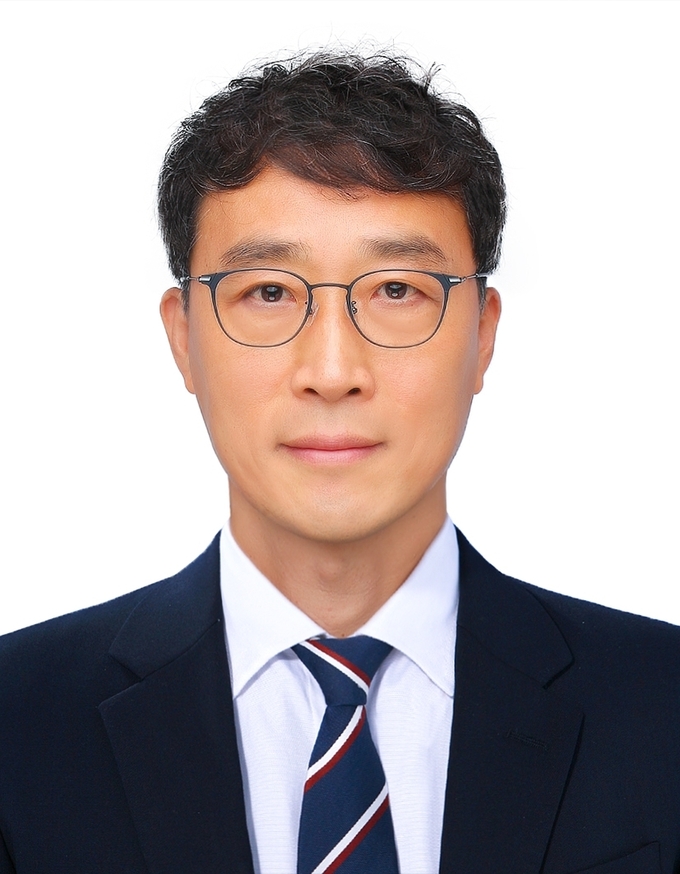 신강민 청주세관장