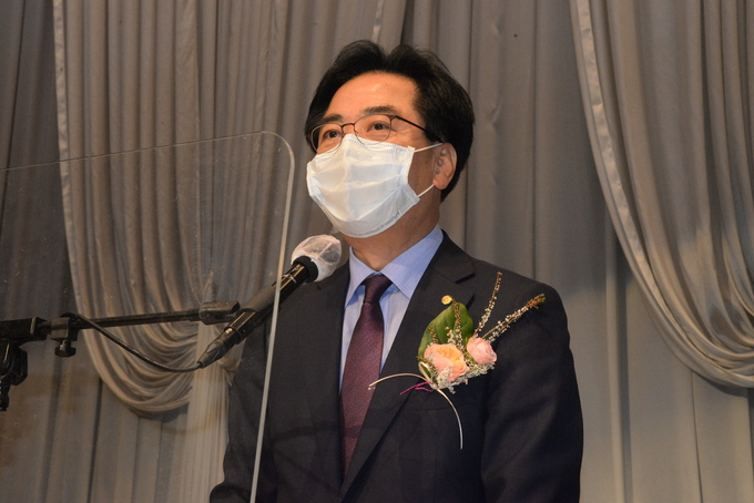 고태수 제24대 대전지방세무사회장이 취임사를 하고 있다.