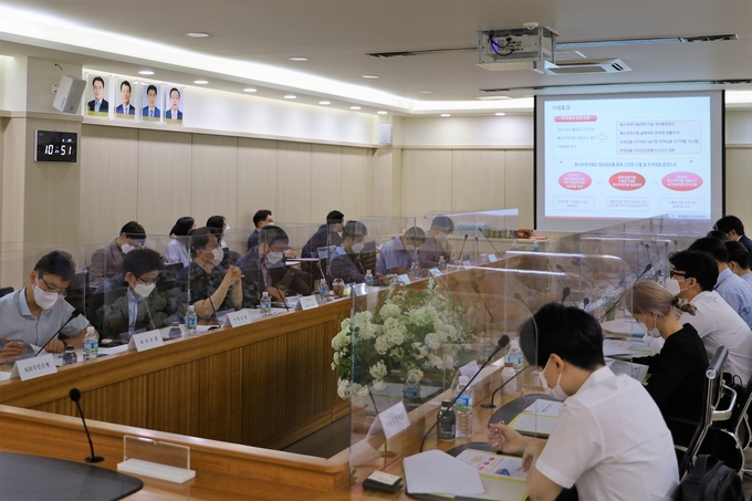 관세청은 25일 부산세관 대회의실에서 ‘무역금융 편취 방지 유관기관 협의회’를 개최했다.<사진=관세청>