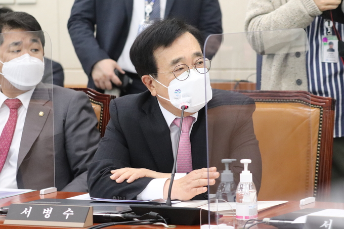 서병수 의원이 2일 추경호 부총리 겸 기획재정부 장관 후보자 인사청문회에서 질의하고 있다. 