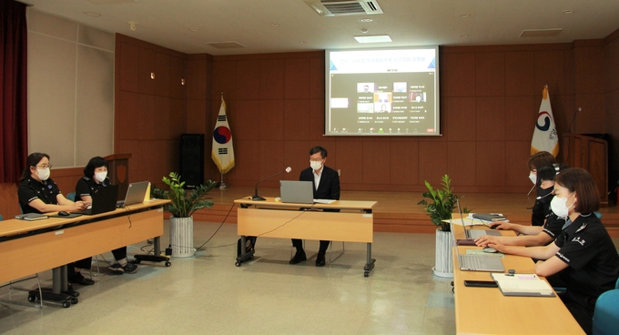 광양세관은 광양항 물류 원활화를 위한 화물 신고절차 설명회를 개최했다.
