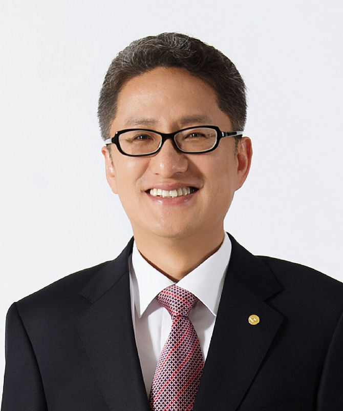 유영조 중부세무사회장