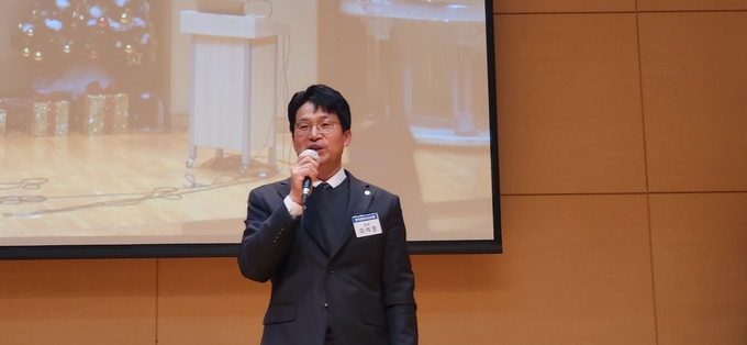 이석정 한국세무사고시회장이 인사말을 하고 있다.