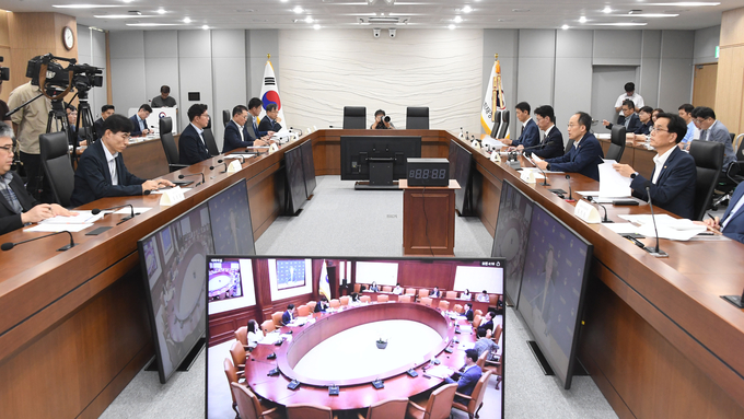 추경호 부총리 겸 기획재정부 장관이 14일 정부세종청사에서 '제25차 국유재산심의위원회'를 주재, 모두발언을 하고 있다<사진=기재부>.