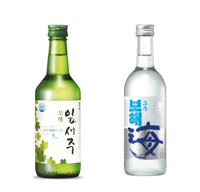 보해가 22일 출고분부터 소주 제품군 가격을 인하한다.