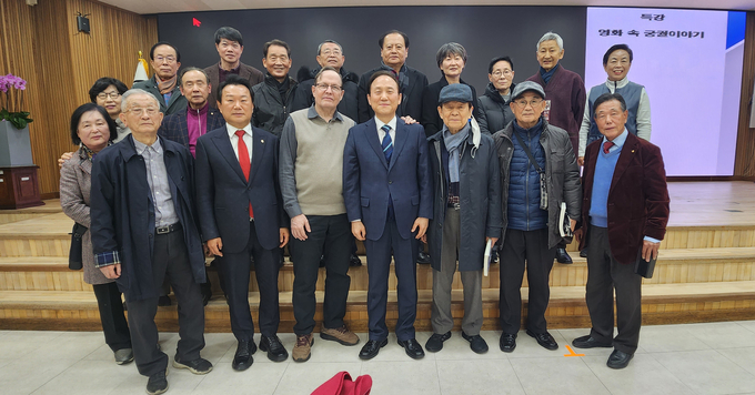 한일세무사친선협회는 30일 한국세무사회 회관 6층에서 신년인사회를 개최했다.