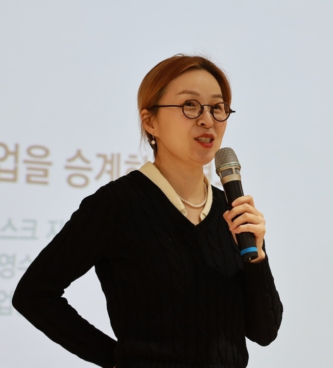 도혜연 GMG세무회계 대표세무사가 가업승계 강의를 하고 있다.