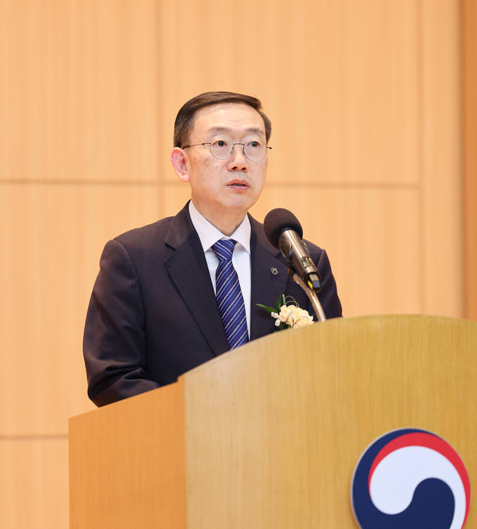 이명구 관세청장이 취임사를 하고 있다.(사진=관세청)