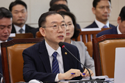 이명구 관세청장 "'국세청 성실신고확인제' 도입 적극 검토하겠다"