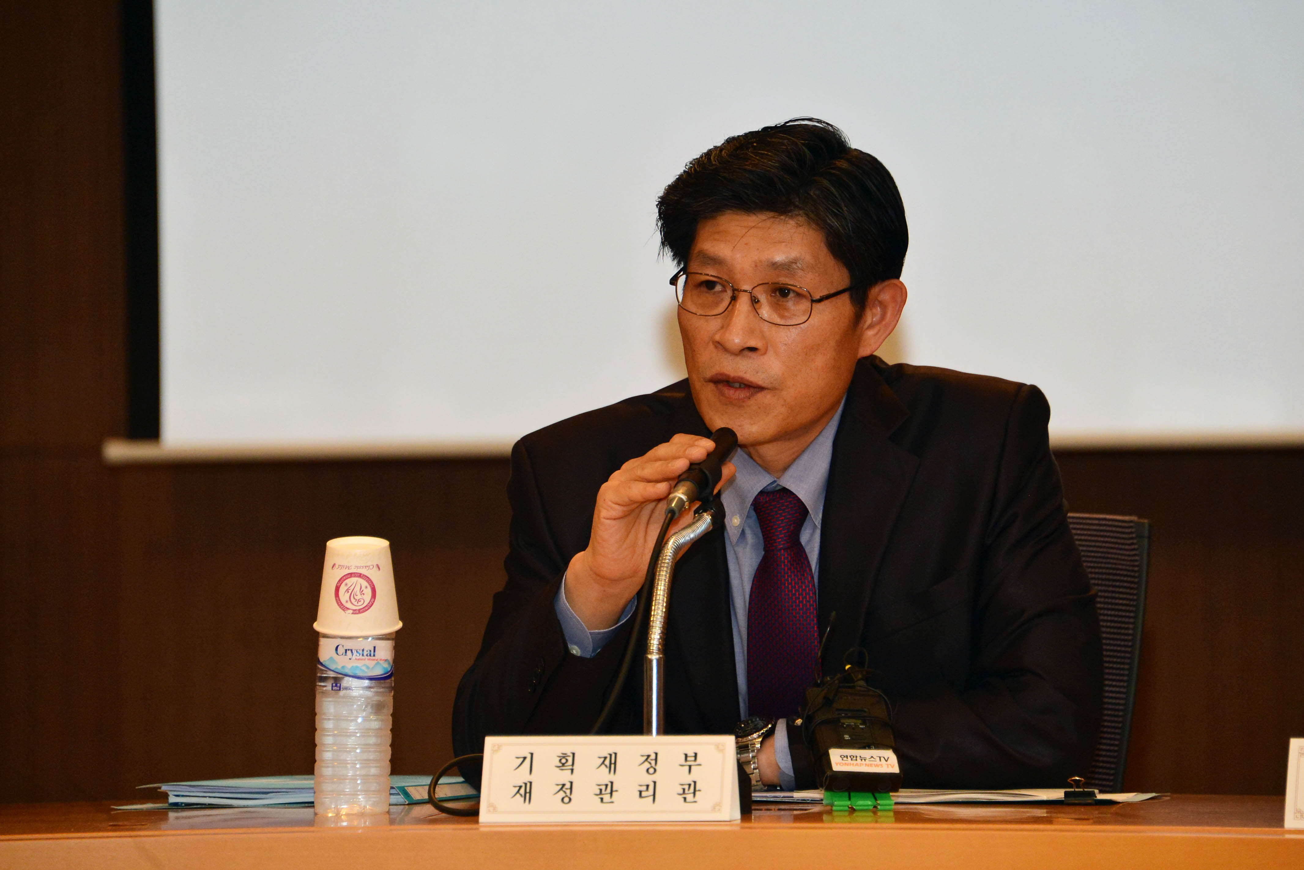 제2차 재정관리점검회의를 주재한 노형욱 기재부 재정관리관은