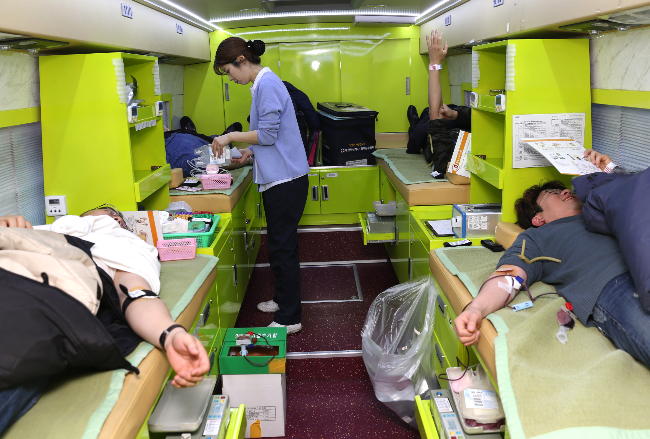 보해양조 임직원120여명은 지난 9일부터 15일까지 사랑나누기 헌혈행사에 동참했다.