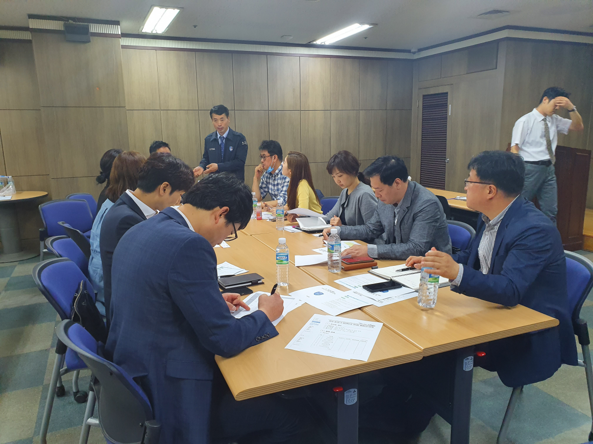 안양세관은 지난 21일 안양창조산업진흥원과 합동으로 진흥원 회의실에서 간담회를 개최했다.